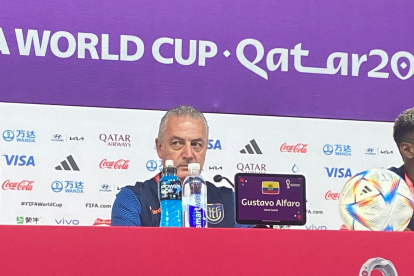 Gustavo Alfaro durante la rueda de prensa.