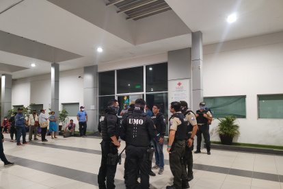 El asalto armado alhospital duró unos 30 minutos.