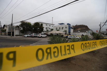 Construcción. El material del cerramiento “puede ser concreto o aislante, eso se verá en estos días”, dijo Zapata.