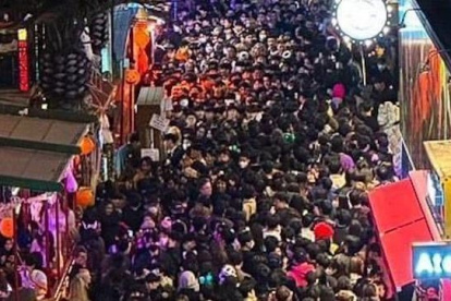 La gran acumulación de personas en un callejón provocó la estampída y las muertes