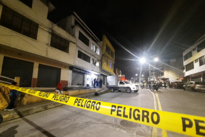 Ambato. Para asesinar al joven venezolano, sus atacantes realizaron 17 disparos.