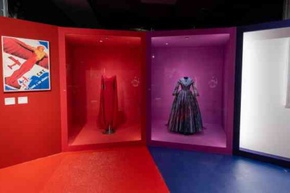 Exposición "Color" en Ecuador