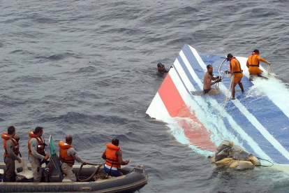 Accidente.- Los familiares de las víctimas no están de acuerdo con la Fiscalía de no pedir condena a las empresas.
