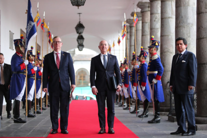 Mayorkas llegó acompañado del Embajador de EE.UU. en Ecuador,  Michael J. Fitzpatrick.