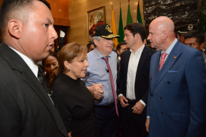 Documento. El presidente Guillermo Lasso entregó la reforma el miércoles pasado en la Asamblea Nacional.