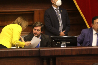 Documento. La moción fue presentada por el jefe de la bancada del Partido Social Cristiano, Esteban Torres.