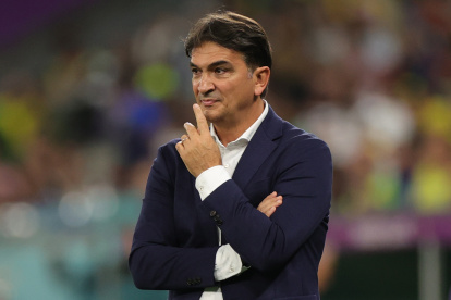 Zlatko Dalic, entrenador de Croacia, planifica la forma de jugar ante Argentina.
