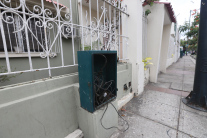 Las tapas de un cajetín de internet fueron robadas