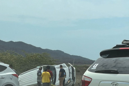 Roditti, quien manejaba un auto Sedán color plomo impactó a un Volkswagen color blanco