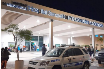 El hospital Napoleón Dávila, de Chone, fue víctima de un ataque armado y toma de personal médico como rehenes