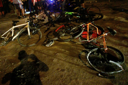 Mientras que había cuatro  heridos de gravedad que fueron trasladados a casas de salud.