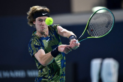 Rublev venció a Coric por 7-4 y 6-4 y aspira a repetir el título 2021.