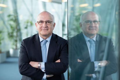 Zarzalejos es eurodiputado español y pertenece, entre otras más, al Comiré de Libertades Civiles que votó el informe de exención del visado Schengen donde estaba Ecuador.