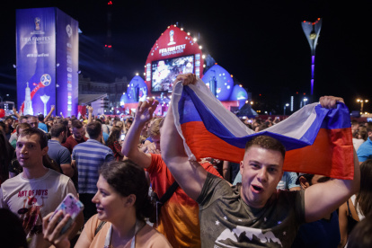 El punto de encuentro obligado de la afición era el parque Al Bidda.