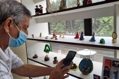 Hubo pesebres de todos los tamaños y elaborados asimismo con una variedad de materiales.