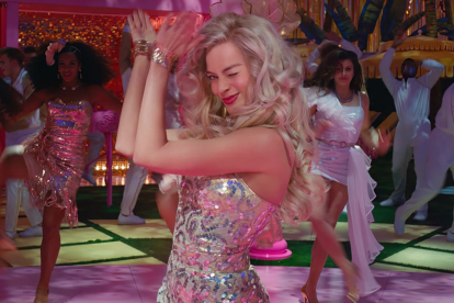 Margot Robbie como Barbie
