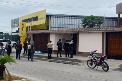 En las calles Palmeras y Octava Norte fue acribillado el abogado