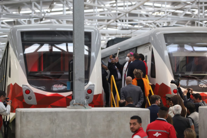 El Metro de Quito recibió la bendición de Monseñor Alfredo Espinosa.
