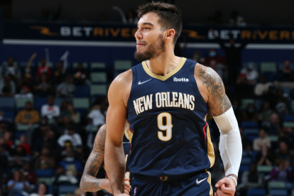 El español Willy Hernangómez no ha conseguido la titularidad en Nueva Orleans y un cambio de aires se analiza.