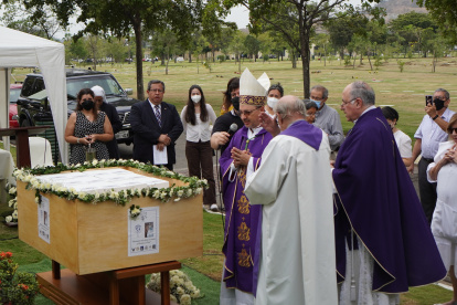 Acto. El 20 de diciembre se cumplió la inhumación de 96 nonatos.