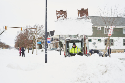 Vista de la emergencia causada por una tormenta invernal, este 26 de diciembre de 2022, en Buffalo, Nueva York