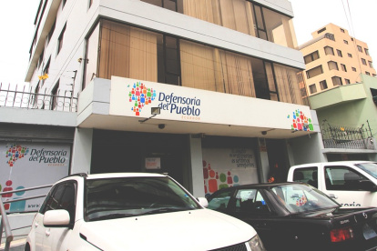 Las intalaciones de la entidad en la capital están en la avenida Shyris. La entrega del cuerpo legal fue en la Secretaría del Legislativo.