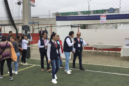 Funcionarios. Autoridades del CNE en una actividad oficial.