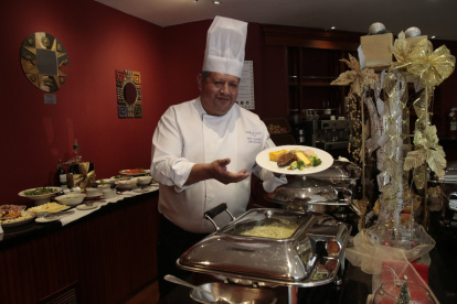 Variado. Ángel Valdiviezo, chef de Mercure, expone sus recetas internacionales