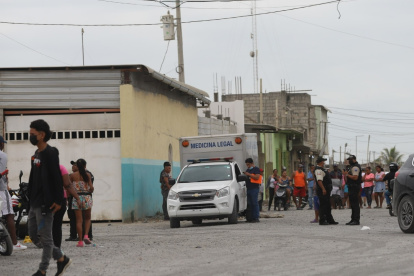 Medida. Pese a los toques de queda, la seguridad en Guayaquil no mejoró y es el cantón con más crímenes.
