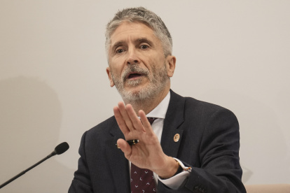 El ministro español del Interior, Fernando Grande-Marlaska, durante la comparecencia de prensa