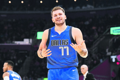 Luka Doncic sumó un nuevo triple doble en la victoria de Mavericks ante Knicks.