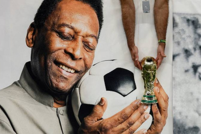 El mundialista con Rumania recordó a Pelé y elogió lo hecho en el fútbol.