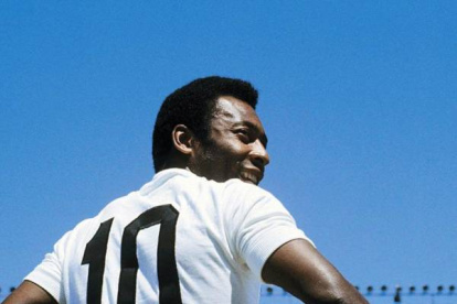 La dirigencia del Santos someterá a votación si guardar o no el 10 para siempre.