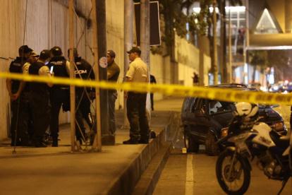 El coronel Fabary Montalvo afirmó que una persona fue detenida por el hecho violento luego de una persecución