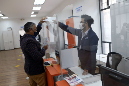 Ventanilla. Las consultas son los únicos trámites que se hacen aquí.