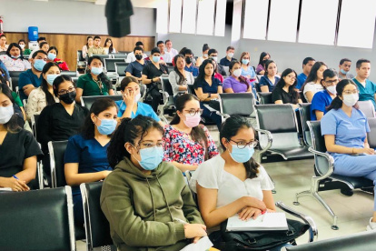 Un grupo de 57 profesionales de la salud comenzó el año de servicio rural de 2023 en tres cantones de la provincia de Los Ríos.