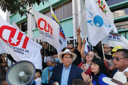 El 28 de diciembre de 2022, Gómez acudió a la dirección general del Seguro Social a intentar tomar posesión de su cargo como vocal de los asegurados.