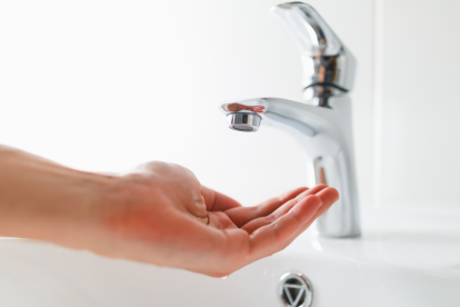Cortes de agua seguirán en barrios del sur de Quito.