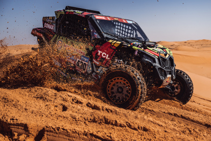 Sebastián Guayasamín durante la sexta etapa del rally Dakar.