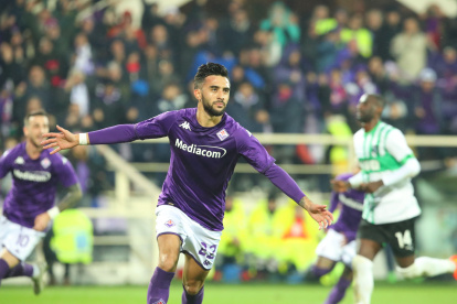 Nicolás González festeja luego de marcar el tanto del triunfo para la Fiorentina.