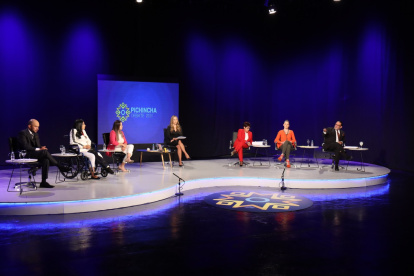 En 17 provincia se desarrollaron los debates durante el 8 de enero de 2023. El próximo fin de semana el turno es para los candidatos a alcaldes.