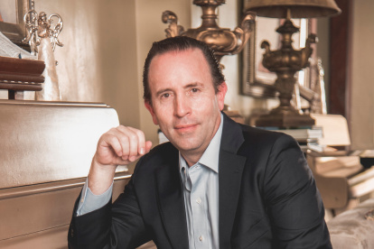 Patricio Alarcón afirma que Quito está destruída y ese fue el motivo del porqué se lanzó como candidato a la alcaldía de la capital.