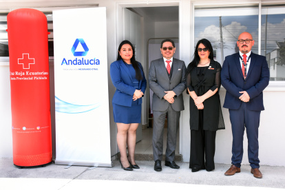 Ente.- Andalucía apoya a instalar un punto de atención de salud con ambulancia.
