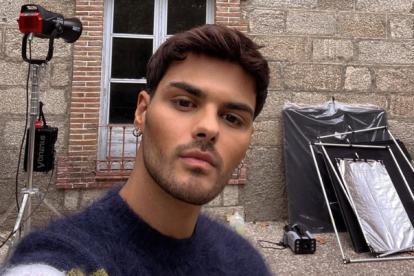 El videoclip se estrenó hace cinco días en Youtube y ya acumula más de 200 mil visualizaciones.