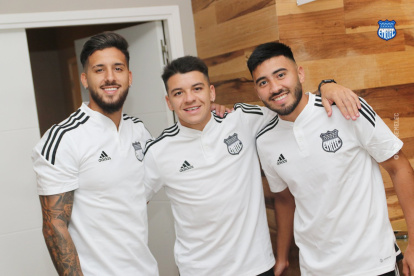 Caín Fara, Diego García y Carlos Villalba, jugadores foráneos que ya trabajan en suelo argentino