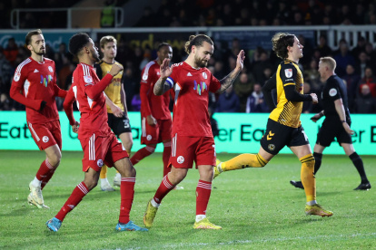 El Crawley Town ha tenido que separar jugadores y cambiar tres técnicos en el año por los malos resultados.