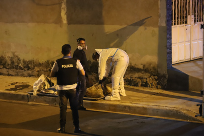 El 11 de enero dos cuerpos fueron hallados desmembrados, en la ciudadela Juan Montalvo, noroeste de Guayaquil.