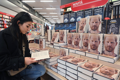 El libro del príncipe ha sido un éxito de ventas.
