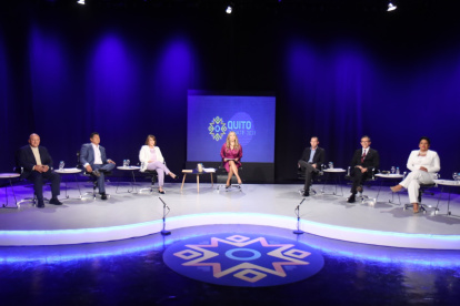 Procesado. El candidato Jorge Yunda, que afronta un juicio por peculado en la compra de pruebas para la COVID, se cuidó de cruzar la pierna izquierda sobre la derecha y nunca al revés.