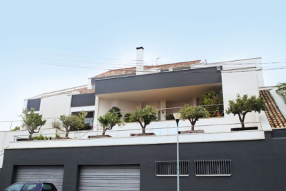 Aunque la casa fue puesta en venta, tanto Shakira como su familia política comparten los predios de la vivienda.